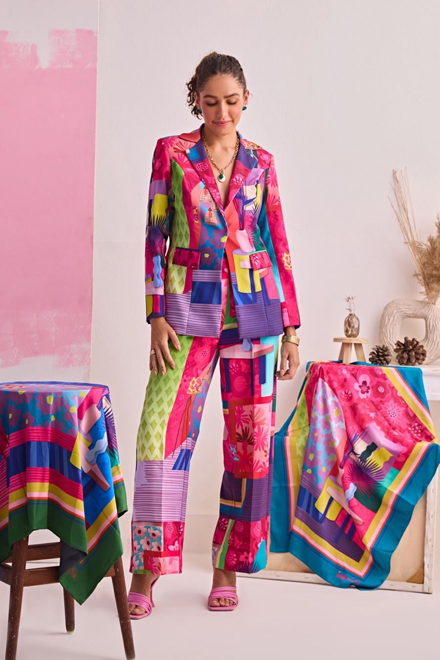 TECHNICOLOR HOMESCAPE BLAZER PANTS SET
