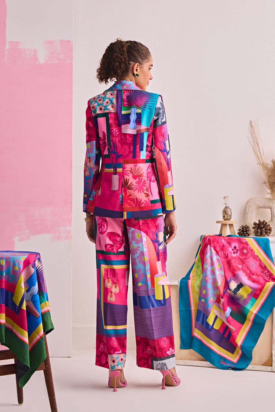 TECHNICOLOR HOMESCAPE BLAZER PANTS SET