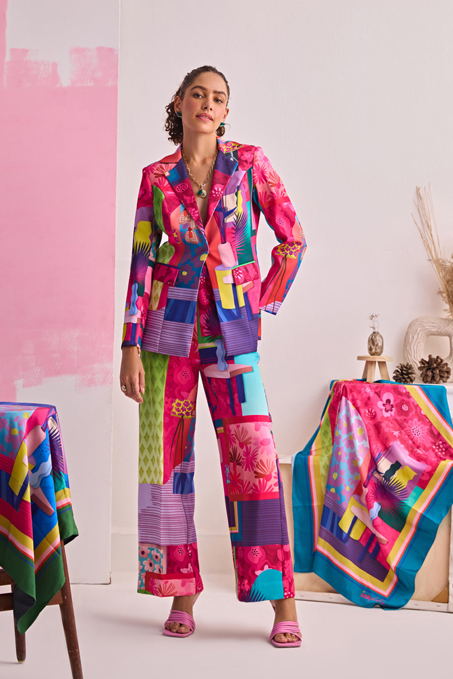 TECHNICOLOR HOMESCAPE BLAZER PANTS SET