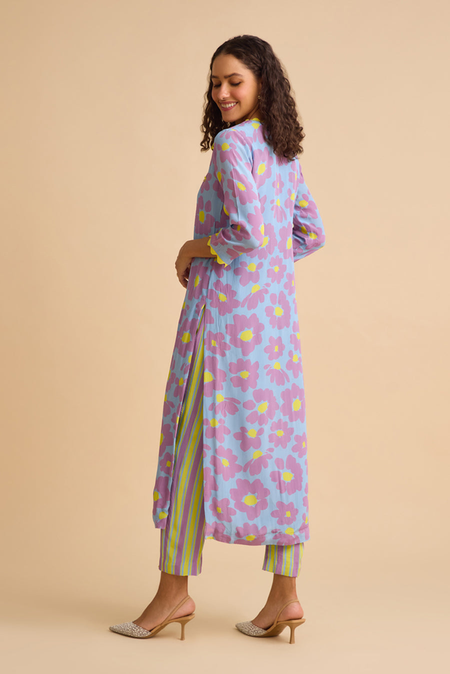 LA VIE EST BELLE SILK CREPE KURTA